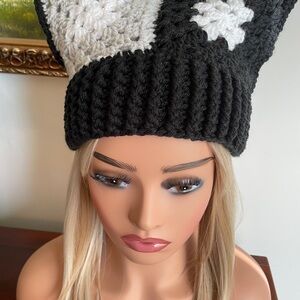 Black and White Crochet Grannysquare Cat Beanie Hat